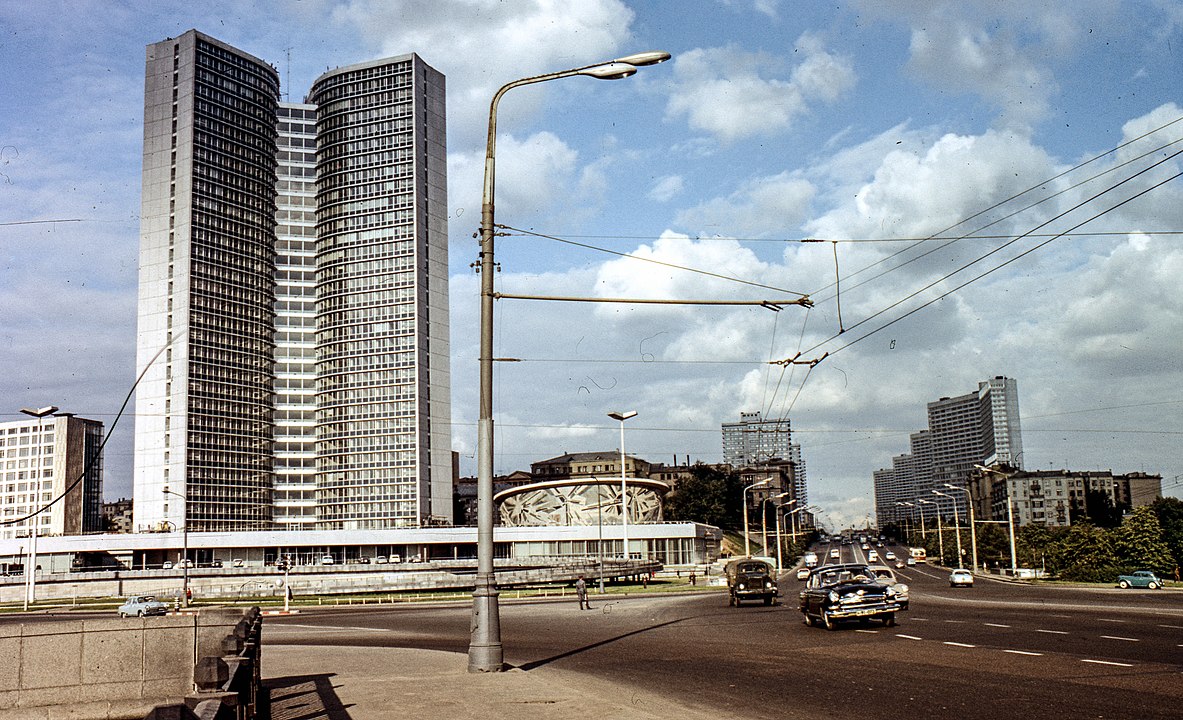 Здание СЭВ в Москве, 1973 г., фото: fortepan.hu